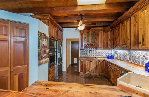 Oro Valley House | The Ranch, Secluded Southwestern Charm with Massive Catalina Mountain Views