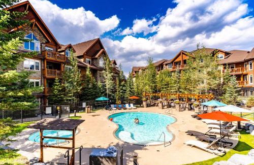 Canmore House | The Raven Suite at Stoneridge Mountain Resort