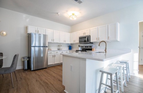 Oxford House | The Rebel Roze, walk to The Grove