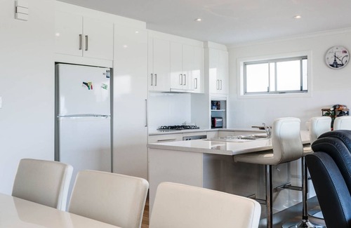 Normanville House | The Red Door - 52 Turnberry Drive