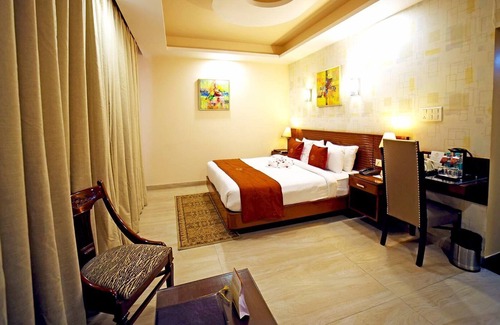 Patna Hotel | The Red Velvet Hotel Samarpan