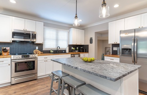 St. Elmo Improvement League House | The Redbud - A PMI Scenic City Vacation Rental