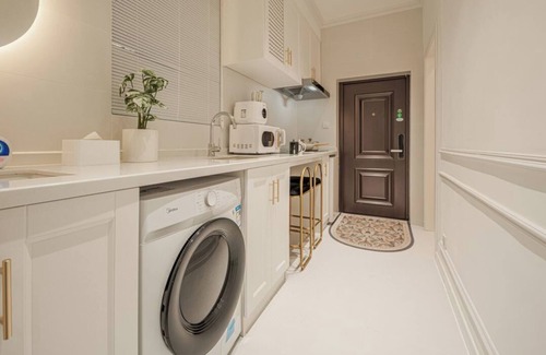 Gardena Apartment | The Redondo Beach Apartment STE 400