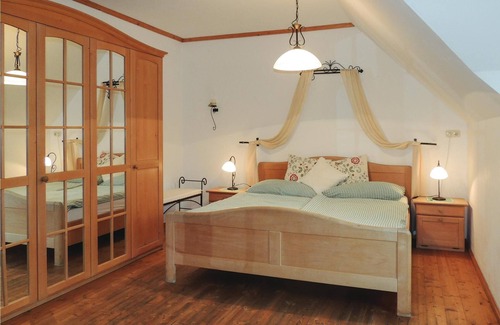Kleinraming Apartment | The renovated square farm is located in the famous Mostviertel in Lower Austria and offers big and s