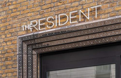 Westminster Hotel | The Resident Victoria