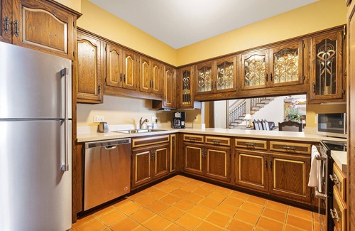 Frankenmuth House | The ResidenZ at Bavarian Inn - Historic Estate located in downtown Frankenmuth