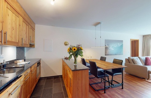 Samedan Apartment | The Residenz Quadratscha is located in 7 minutes walking distance to the train s