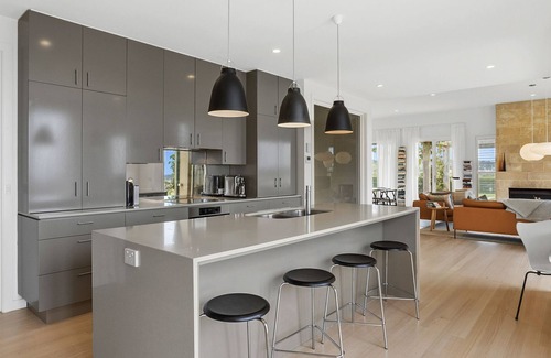 Flinders House | The Resort Flinders Paul Bangay masterpiece gardens