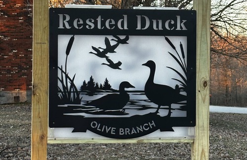 Alexander Cabin | The Rested Duck Mallard Room