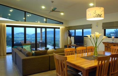 Gloucester House | The Ridge Gloucester