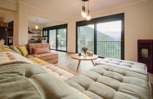 Artemisia Apartment | The Ridgehouse
