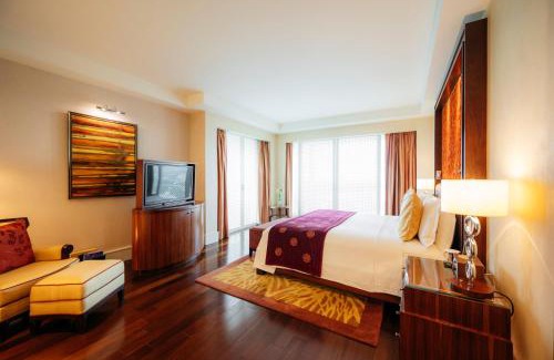 Bangalore City Center Hotel | The Ritz - Carlton, Bangalore