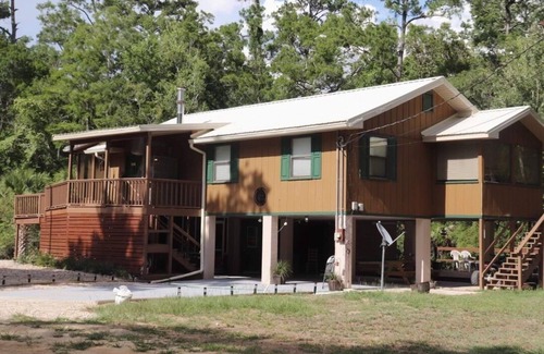 Steinhatchee House | The River House - Island Getaway on the Steinhatchee River