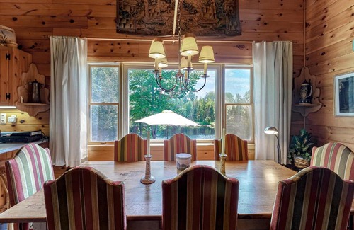 Northeast Somerset House | The River Lodge