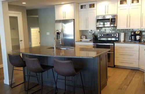 Port Byron House | The river's edge on the Mississippi