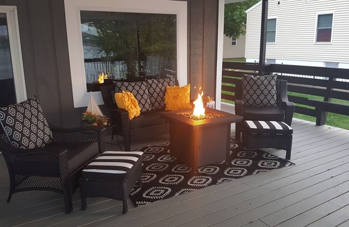 Port Byron House | The river's edge on the Mississippi
