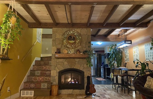North New Portland House | The Riverfront Retreat- 27 minutes to Sugarloaf!