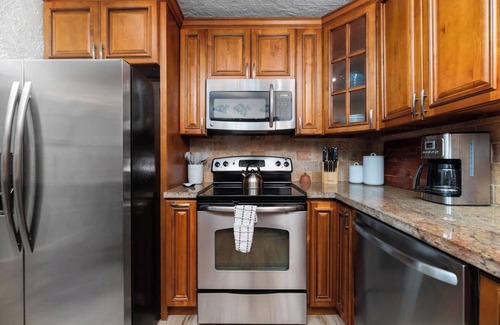 Riverside Park House | The Riverside Retreat #2
