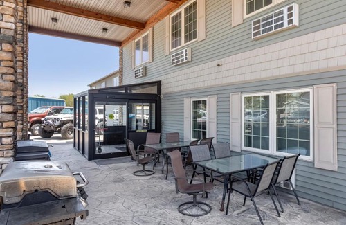 Towanda Hotel | The Riverstone Inn