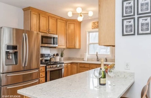 Iowa City House | The Robinson-Modern Farmhouse-Heart of Iowa City