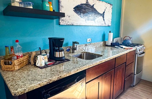 Caye Caulker Apartment | The rooftop views will leave you breathless—a 360-degree sea view to the horizon