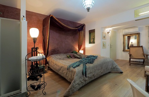Donaustadt Bed & Breakfast | The Rooms Bed & Breakfast