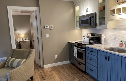 Saugatuck Cottage | The Roost at The Southerner