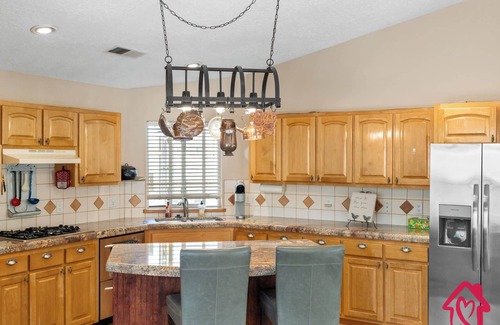 North Albuquerque Acres House | The Rose Garden Estate with Swim Spa - an Irvie Home