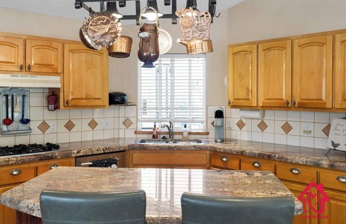 North Albuquerque Acres House | The Rose Garden Estate with Swim Spa - an Irvie Home
