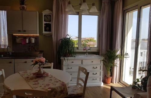 Rimini Apartment | The Roses - Delizioso attico su 2 livelli zona Palacongressi
