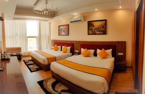 Katra Hotel | The Royal Bhumesh