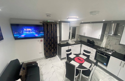 Townfield Apartment | THE ROYAL BOUTIQUE PICCADILLY LODGE BY LONDON HEATHROW