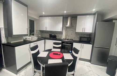 Townfield Apartment | THE ROYAL BOUTIQUE PICCADILLY LODGE BY LONDON HEATHROW
