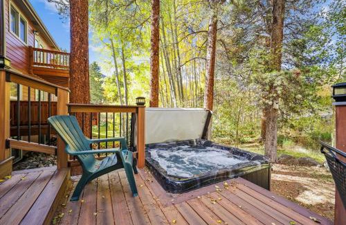 Frisco House | The Royal Escape Duplex