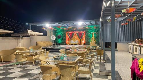 Faridabad Hotel | THE ROYAL Inn