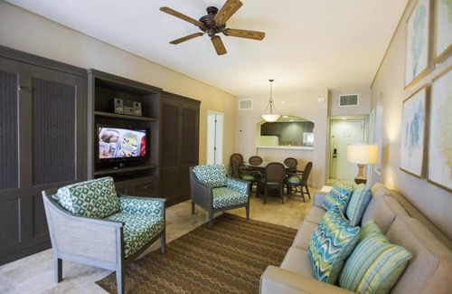 Zona Hotelera Resort | The Royal Sands 2 Bedroom Sleeps 6