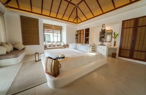 Koh Rong Hotel | The Royal Sands Koh Rong