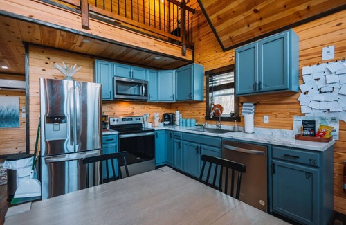 Campton Apartment | The Russet by The Hideaways
