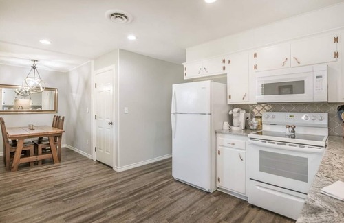 Dumas House | The Rustic Willow