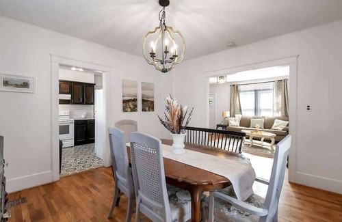 Augusta House | The Sage Cottage - Spacious - 2K