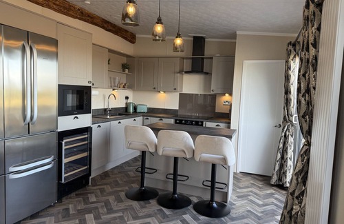 St. Andrews Cottage | The Saltire Lodge that sleeps 6 guests in 3 bedrooms