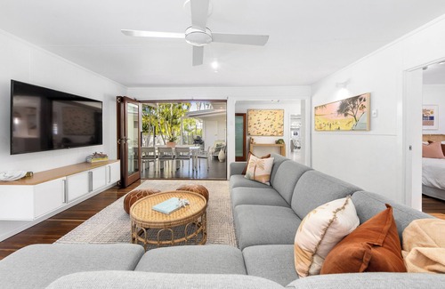 Mudjimba House | The Salty Shack, Mudjimba