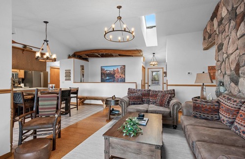 Cameron Cabin | The Sanctuary on the Chetek/Prairie Lake Chain