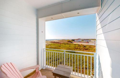 Sandbridge Apartment | The Sanctuary - Southern Exposure B219