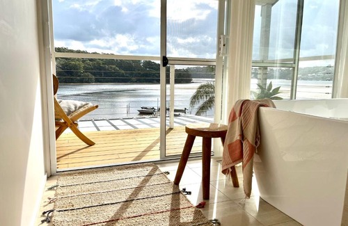 Maianbar House | The Sandbar House, Royal National Park, waterfront beach house