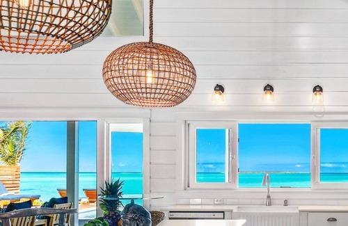 Tar Bay House | The Sandbar Luxury Oceanfront Home, 5 Bedroom 5 Bath, Infinity Pool/Hot Tub