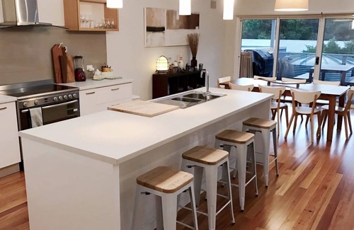 Sandy Point House | The Sands Sandy Point