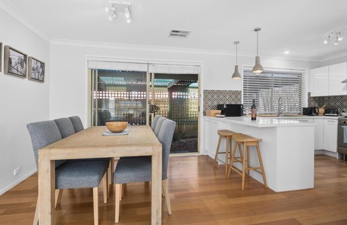 Moss Vale House | The Scotty House - Charming 3-Bed Home With Garden