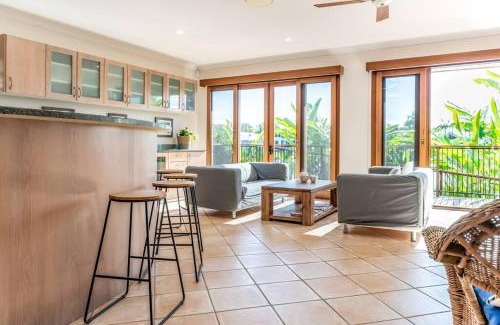 Noosaville House | The Seahorse ~ Family & Pooch Friendly Home
