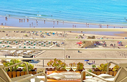 Praia da Rocha Apartment | The Seaview Apartment of your dreams - WIFI, A/c
